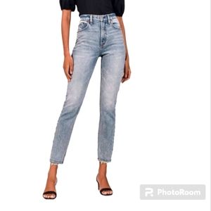 Abercrombie & Fitch The Mom High Rise